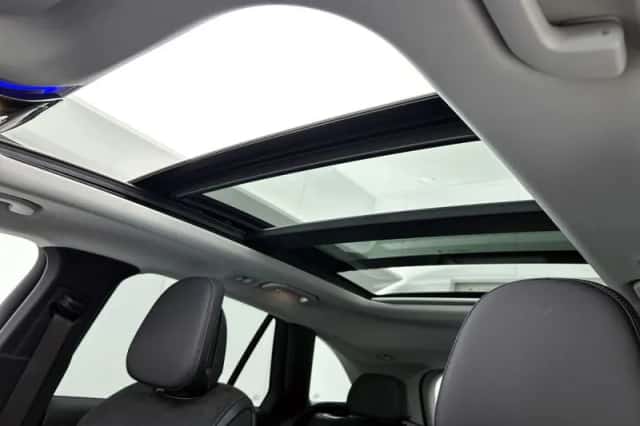 Mercedes-Benz GLC-Klasse (2025) thumbnail 4