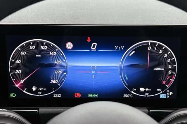 Mercedes-Benz GLA (2026) thumbnail 6