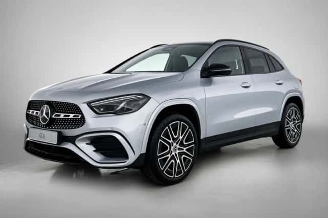 Mercedes-Benz GLA (2026) thumbnail 1