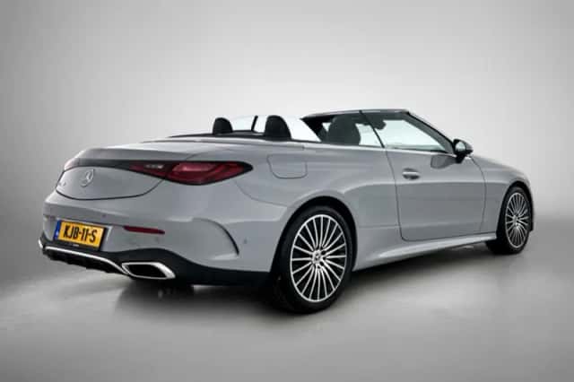 Mercedes-Benz CLE (2025) thumbnail 2
