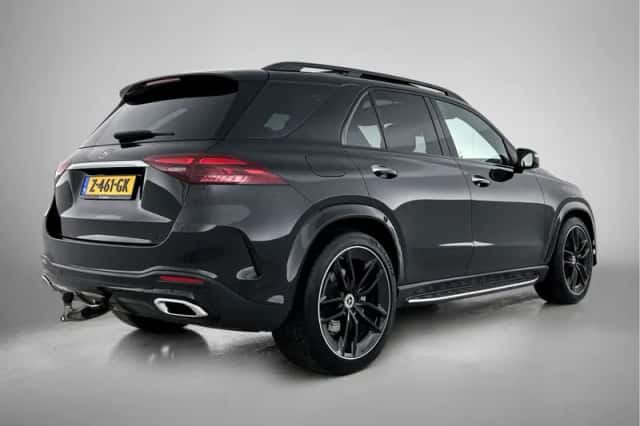 Mercedes-Benz GLE (2024) thumbnail 2