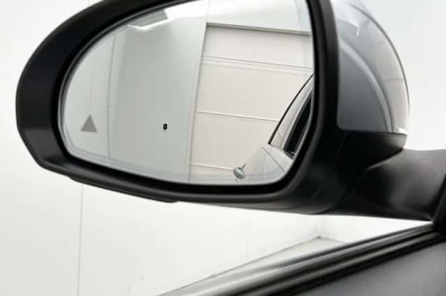 Mercedes-Benz C-Klasse (2022) thumbnail 44