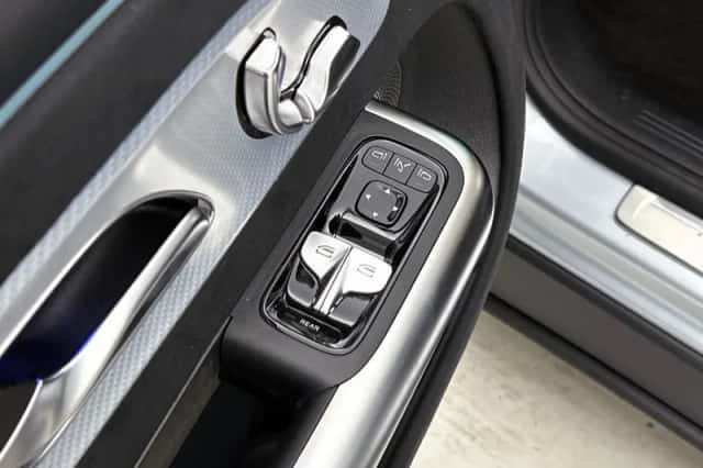 Mercedes-Benz GLB-Klasse (2026) thumbnail 24