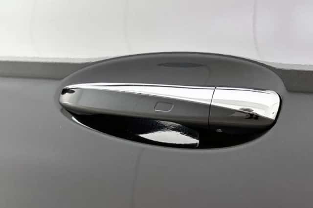 Mercedes-Benz GLA (2024) thumbnail 46