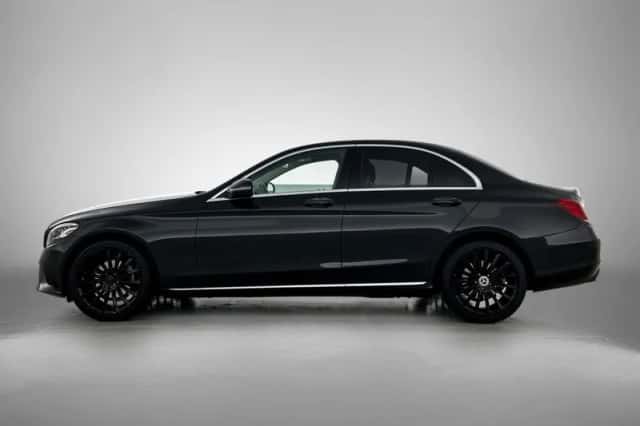 Mercedes-Benz C-Klasse (2019) thumbnail 3