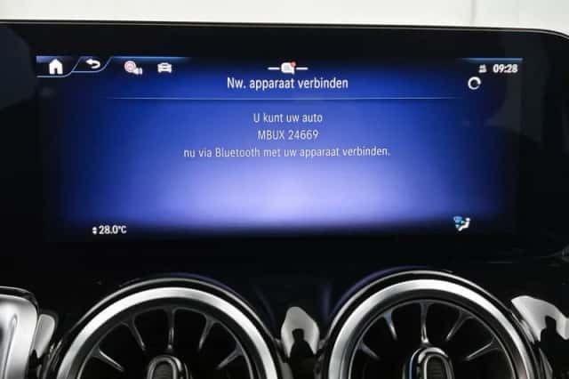 Mercedes-Benz EQB (2026) thumbnail 14
