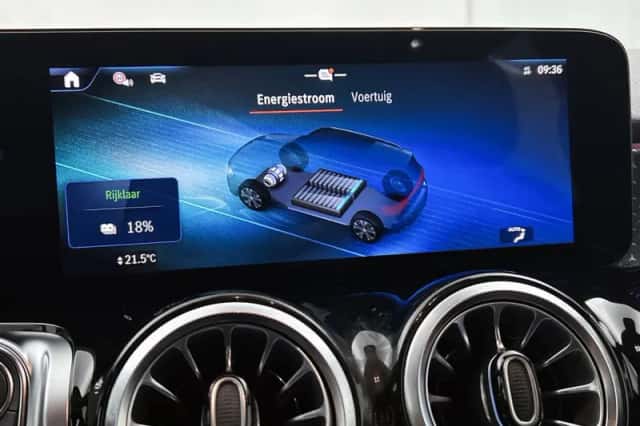 Mercedes-Benz EQB (2026) thumbnail 29