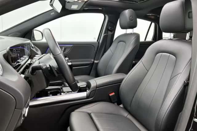 Mercedes-Benz GLA (2023) thumbnail 16
