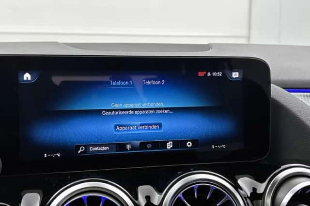 Mercedes-Benz GLA (2023) thumbnail 30