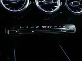 Mercedes-Benz GLA (2021) thumbnail 11