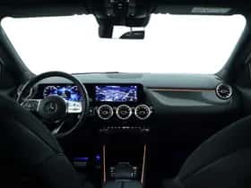 Mercedes-Benz GLA (2021) thumbnail 5