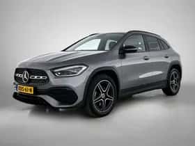 Mercedes-Benz GLA (2022)