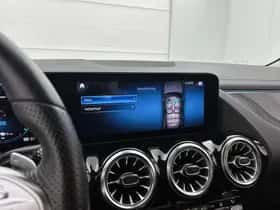 Mercedes-Benz GLA (2022) thumbnail 32