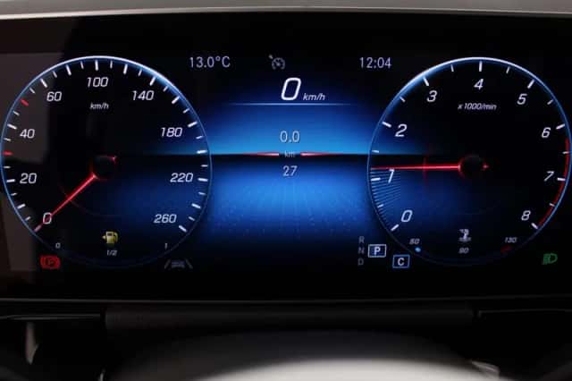 Mercedes-Benz GLA (2021) thumbnail 5