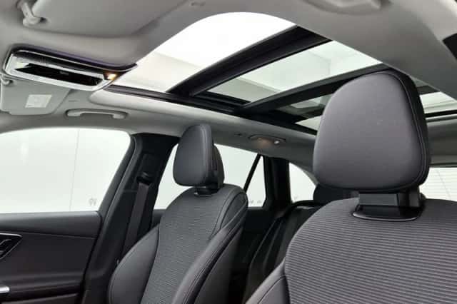 Mercedes-Benz GLC-Klasse (2025) thumbnail 4