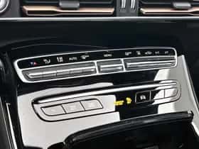 Mercedes-Benz EQC (2020) thumbnail 31