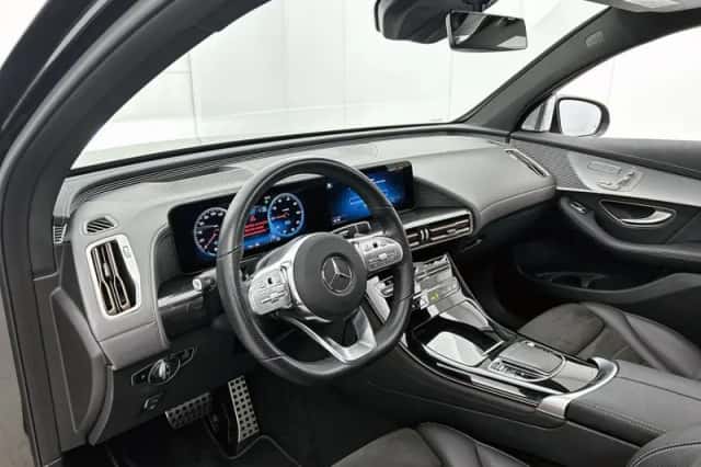 Mercedes-Benz EQC (2020) thumbnail 40