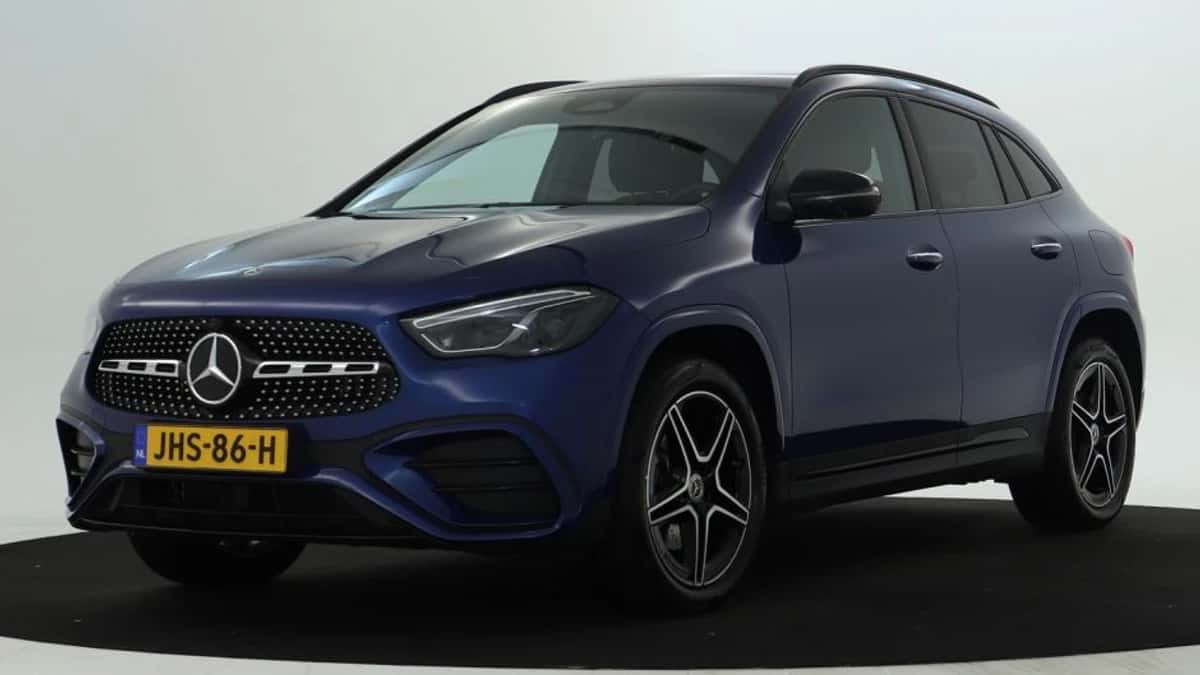 Mercedes-Benz GLA (2025) — foto 1