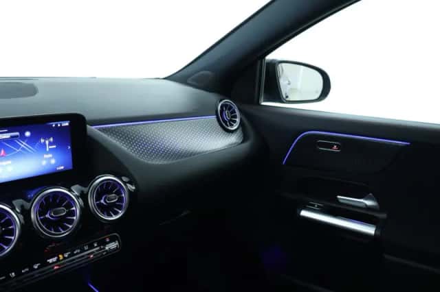 Mercedes-Benz GLA (2025) thumbnail 13