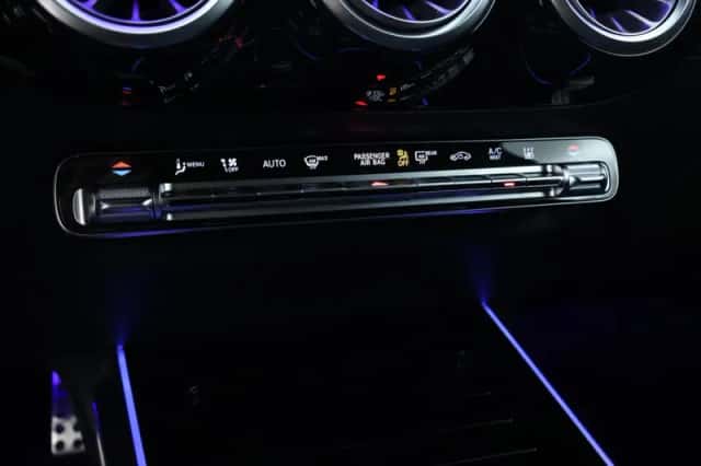Mercedes-Benz GLA (2025) thumbnail 20