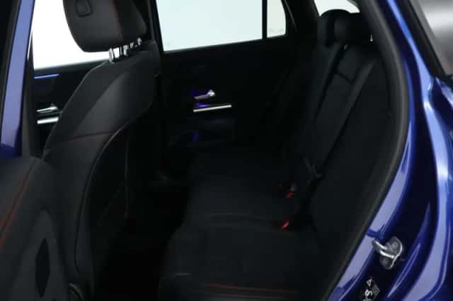 Mercedes-Benz GLA (2025) thumbnail 28