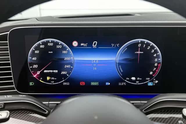 Mercedes-Benz GLE (2026) thumbnail 6