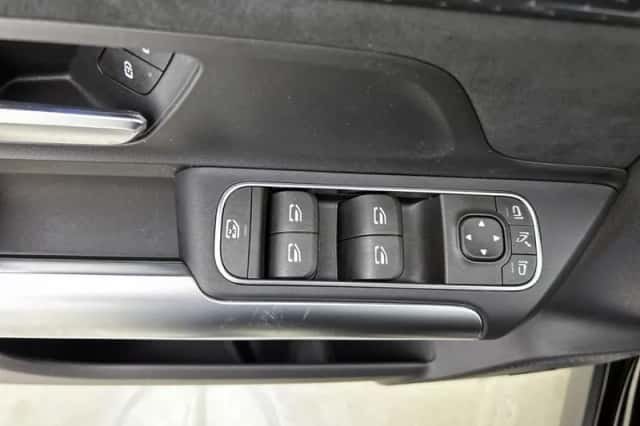 Mercedes-Benz EQA (2026) thumbnail 23