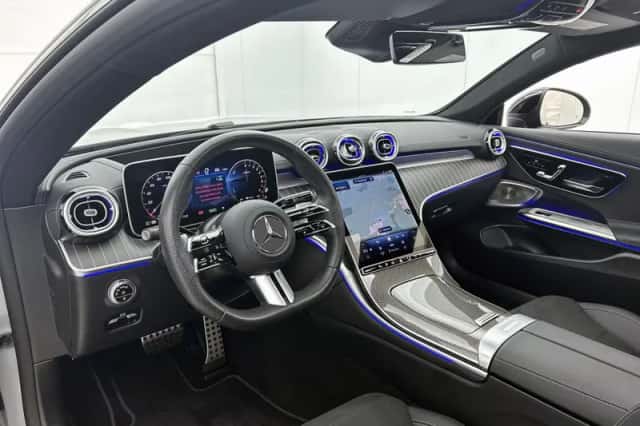 Mercedes-Benz CLE (2024) thumbnail 39