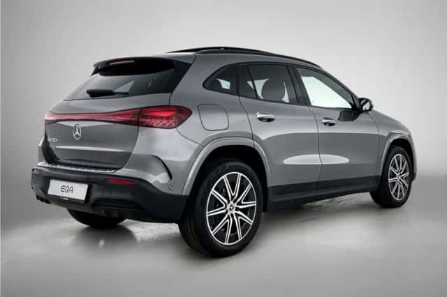 Mercedes-Benz EQA (2026) thumbnail 2