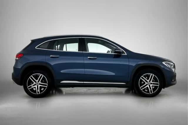 Mercedes-Benz GLA (2023) thumbnail 11