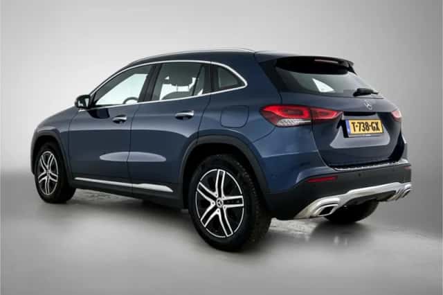 Mercedes-Benz GLA (2023) thumbnail 13