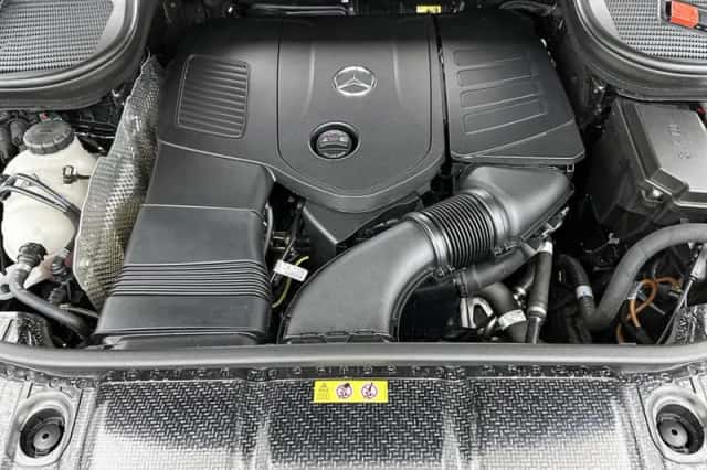 Mercedes-Benz GLE (2025) thumbnail 33