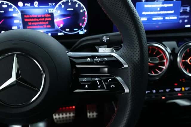 Mercedes-Benz CLA-Klasse (2024) thumbnail 13