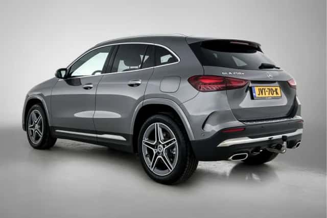 Mercedes-Benz GLA (2024) thumbnail 14