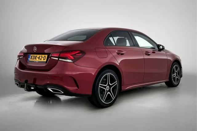 Mercedes-Benz A-Klasse (2021) thumbnail 2