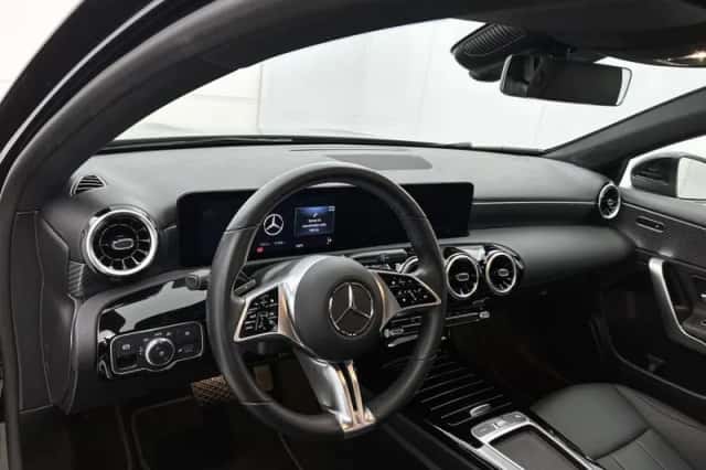 Mercedes-Benz A-Klasse (2024) thumbnail 32