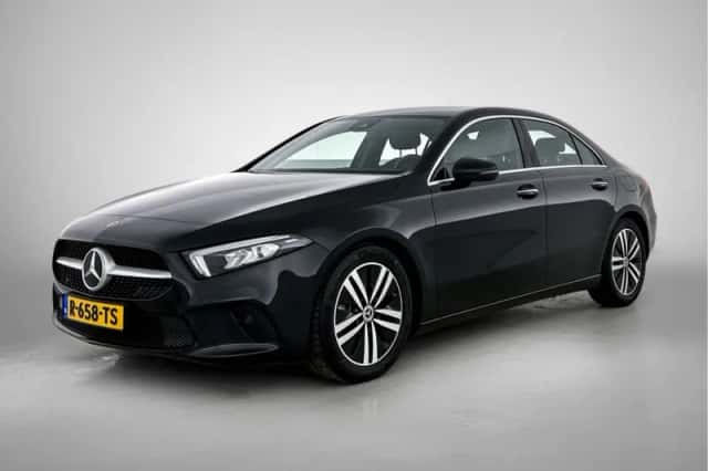 Mercedes-Benz A-Klasse (2022) thumbnail 1