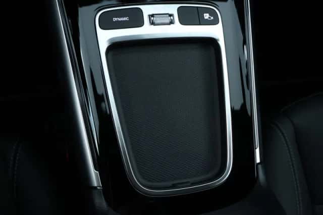 Mercedes-Benz GLA (2024) thumbnail 13