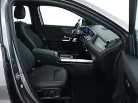 Mercedes-Benz GLA (2024) thumbnail 29
