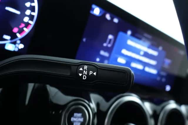 Mercedes-Benz GLA (2024) thumbnail 8