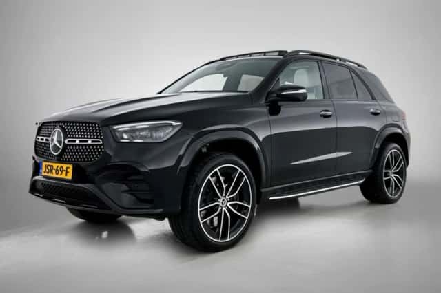 Mercedes-Benz GLE (2024) thumbnail 1