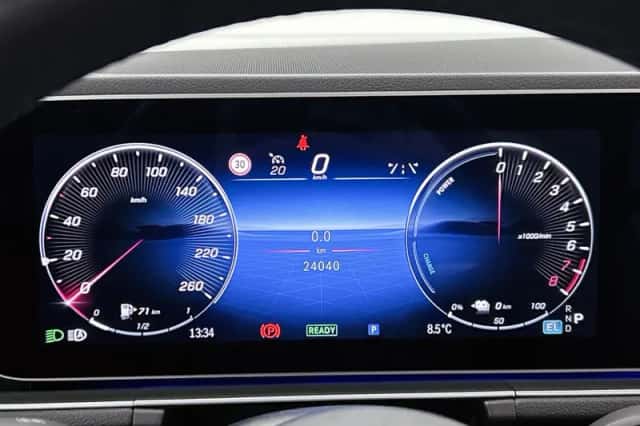 Mercedes-Benz GLE (2024) thumbnail 6