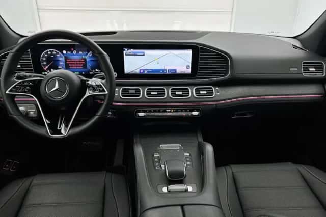 Mercedes-Benz GLE (2025) thumbnail 42
