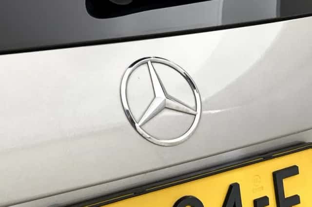 Mercedes-Benz C-Klasse (2023) thumbnail 34