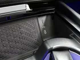 Mercedes-Benz GLE (2025) thumbnail 28
