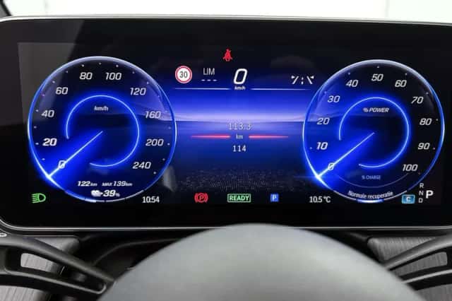 Mercedes-Benz EQE (2026) thumbnail 6