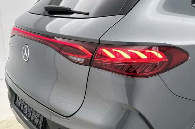 Mercedes-Benz EQE (2026) thumbnail 52