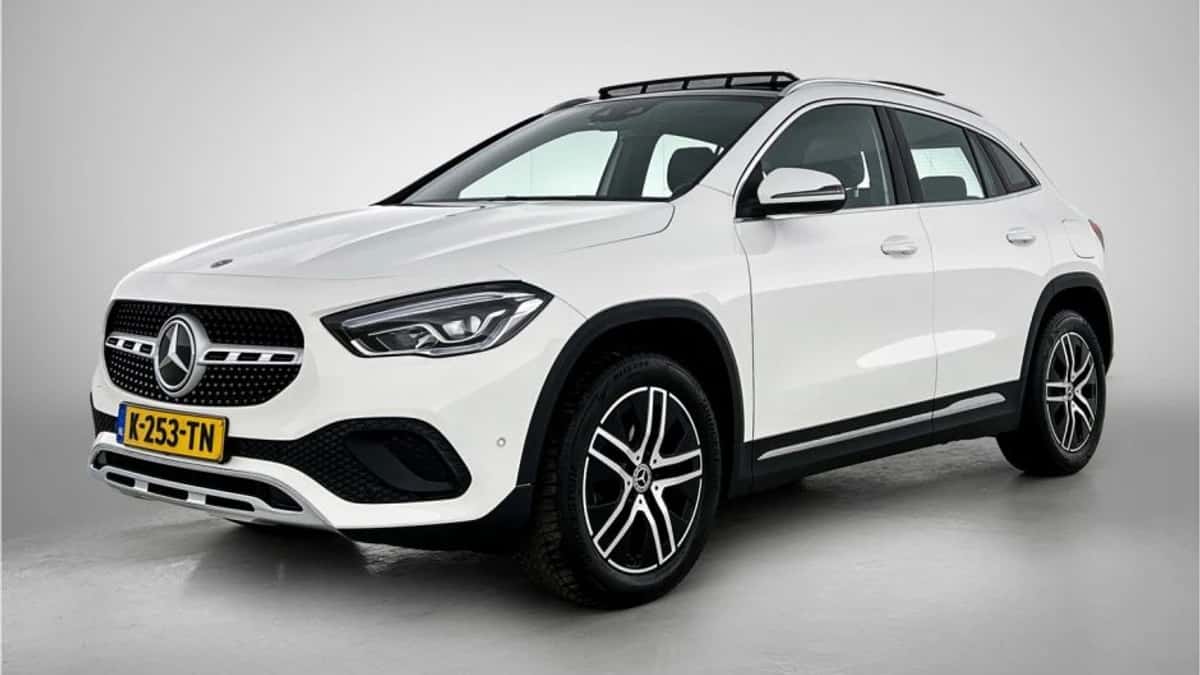 Mercedes-Benz GLA (2021) — foto 1