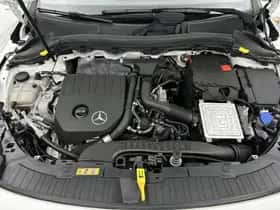 Mercedes-Benz GLA (2021) thumbnail 36