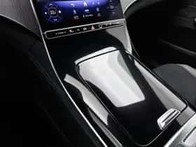 Mercedes-Benz EQE (2024) thumbnail 11